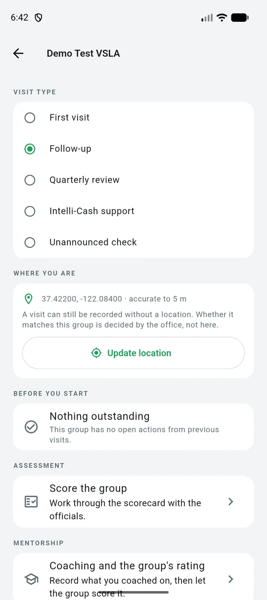 The visit form: visit type, GPS location and open actions from last time